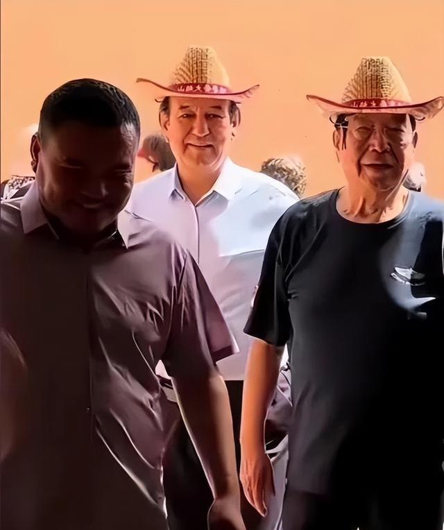 4.jpeg